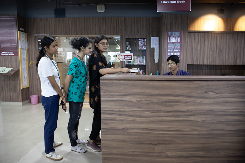 THK Jain College LIbrary