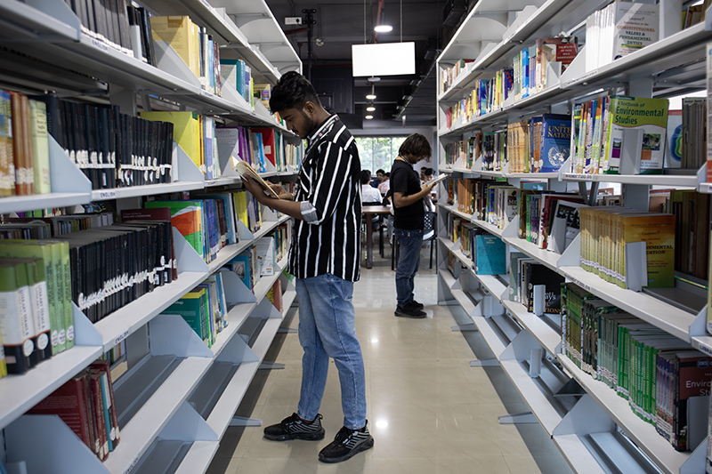 THK Jain College LIbrary